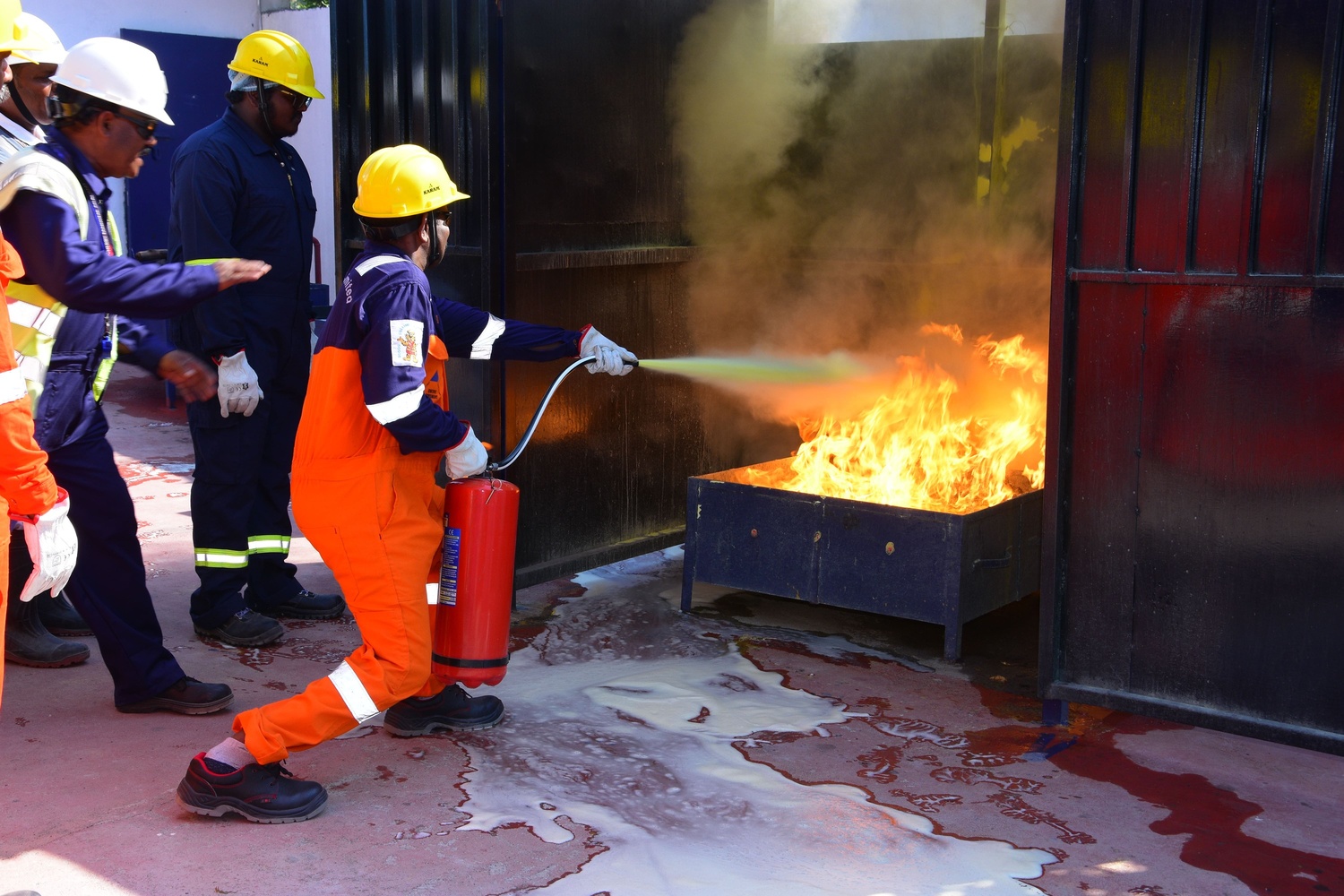 PACKAGE 22 - BASIC FRESH COURSE ( BASIC SAFETY TRAINING (BST) , STSDSD & INDOS ) - WITH MEDICAL
